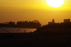 夕日河原