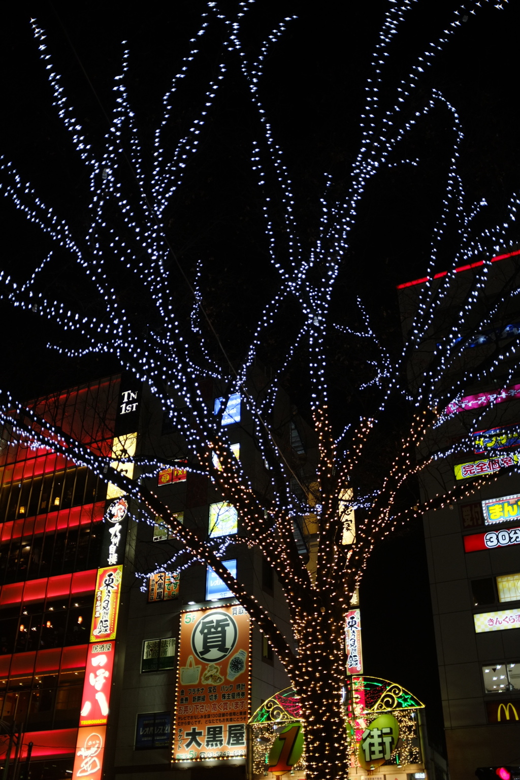 駅前イルミネーション
