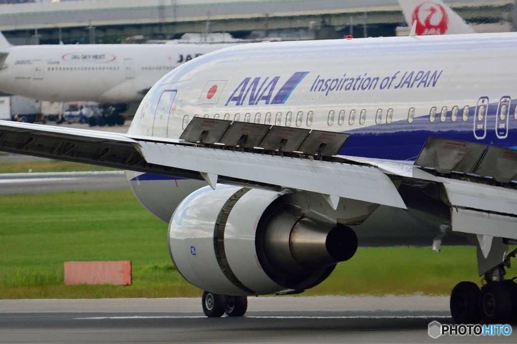 ７６７
