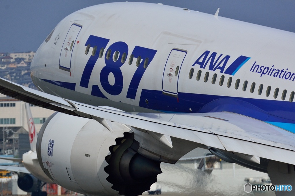 787