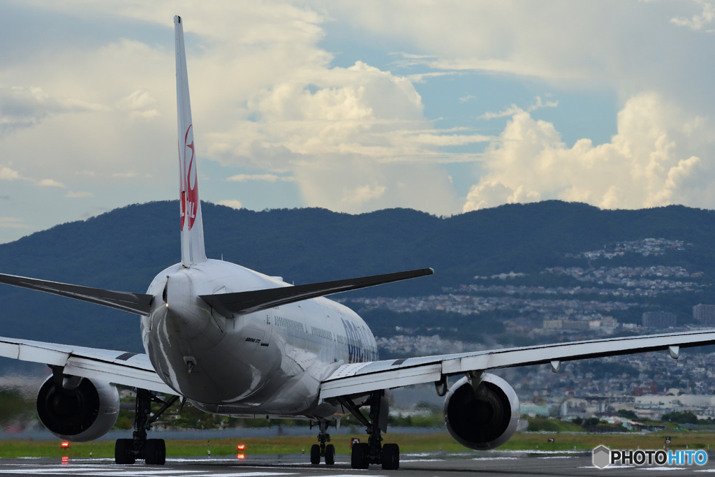 JA752J