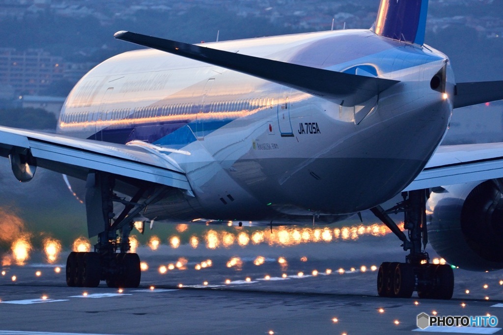 777　(9)
