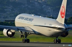 ７６７