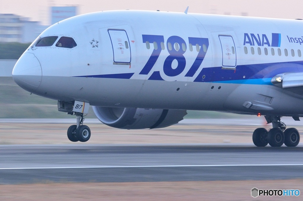 787