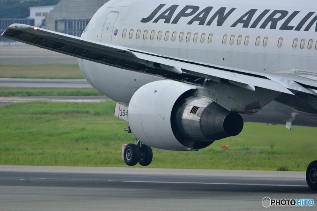 ７６７