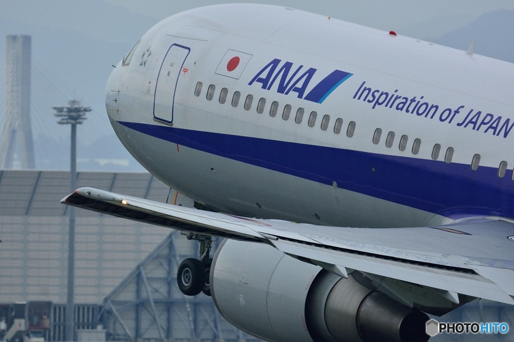 ７６７