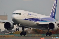 ７６７