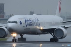 JA752J
