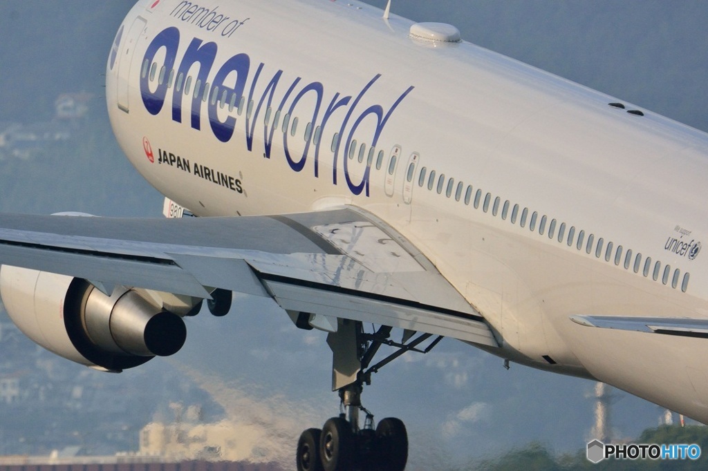 B767