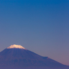 富士山に雪が。