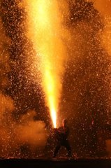 靖国神社 秋の夜長参拝「みらいとてらす」