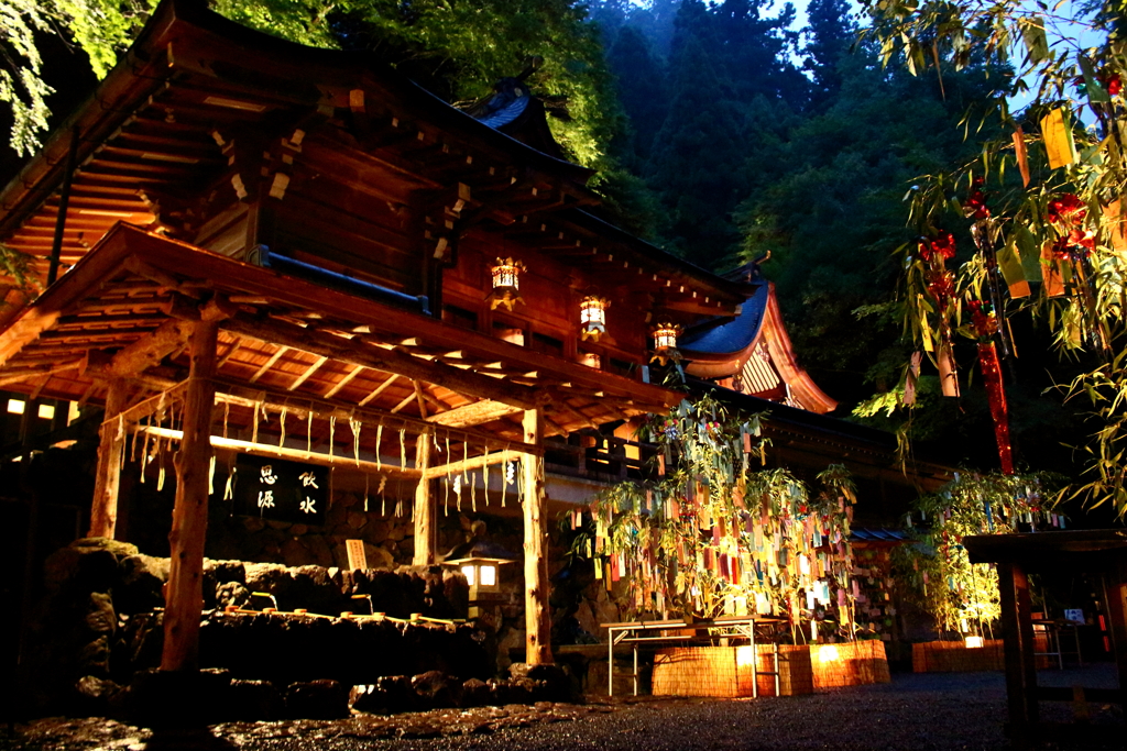 貴船神社