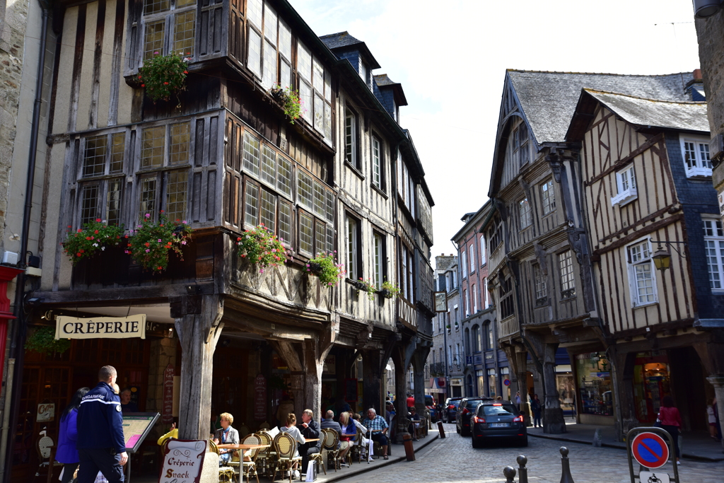 Dinan（France） 中世の家並