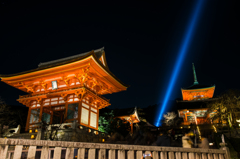 清水寺 仁王門と三重の塔