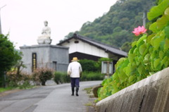 背中