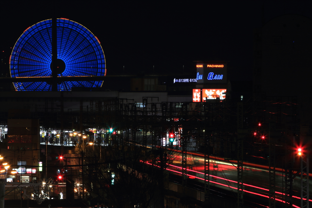 Tenpozan Ferris Wheel with Osaka Loop Li