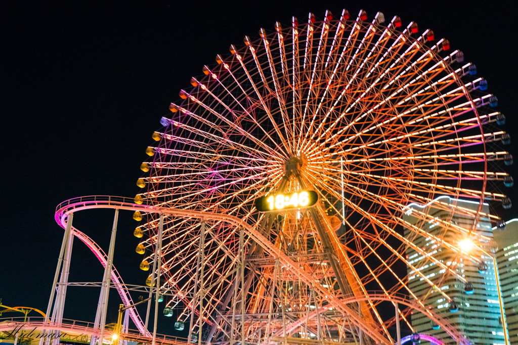 夜の観覧車