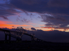 雲が晴れて行く