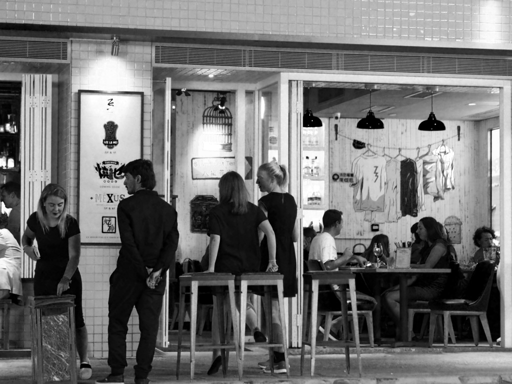 香港の夜を歩く　②