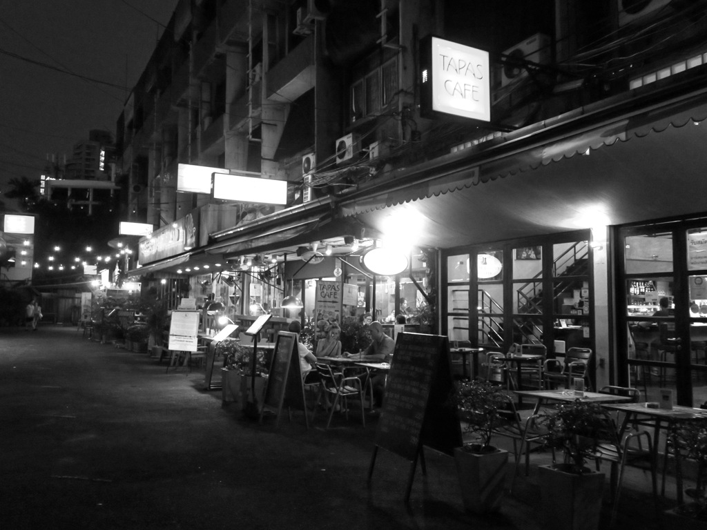 ナーナーの夜