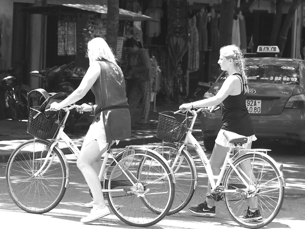 乗らないの～？