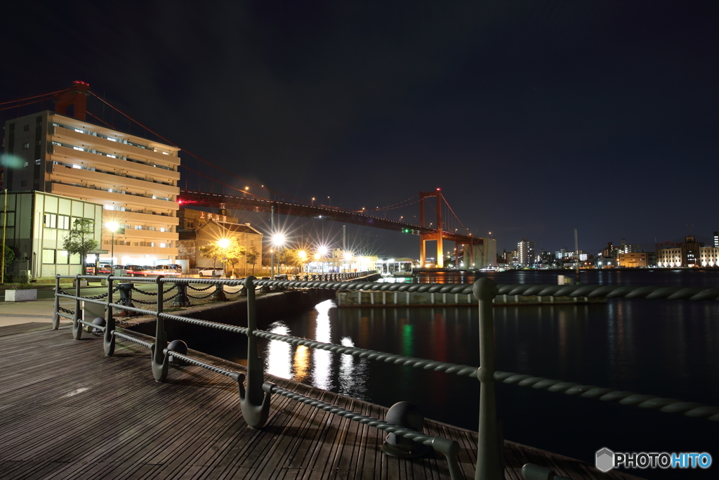 夜の大橋