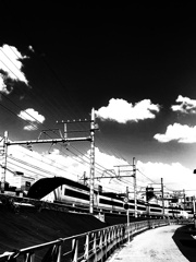 空と雲とライナー