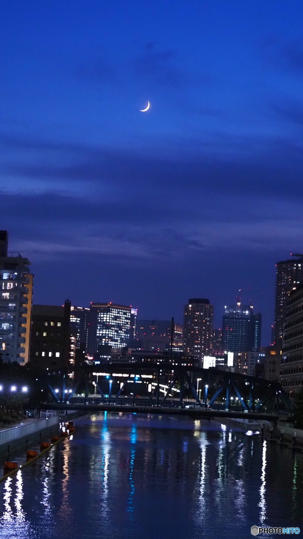 ブルーアワー　P8210049