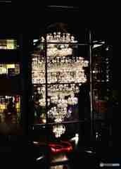 巨大シャンデリア