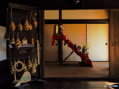 虫かごと雛飾り