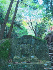 参道の爪切地蔵