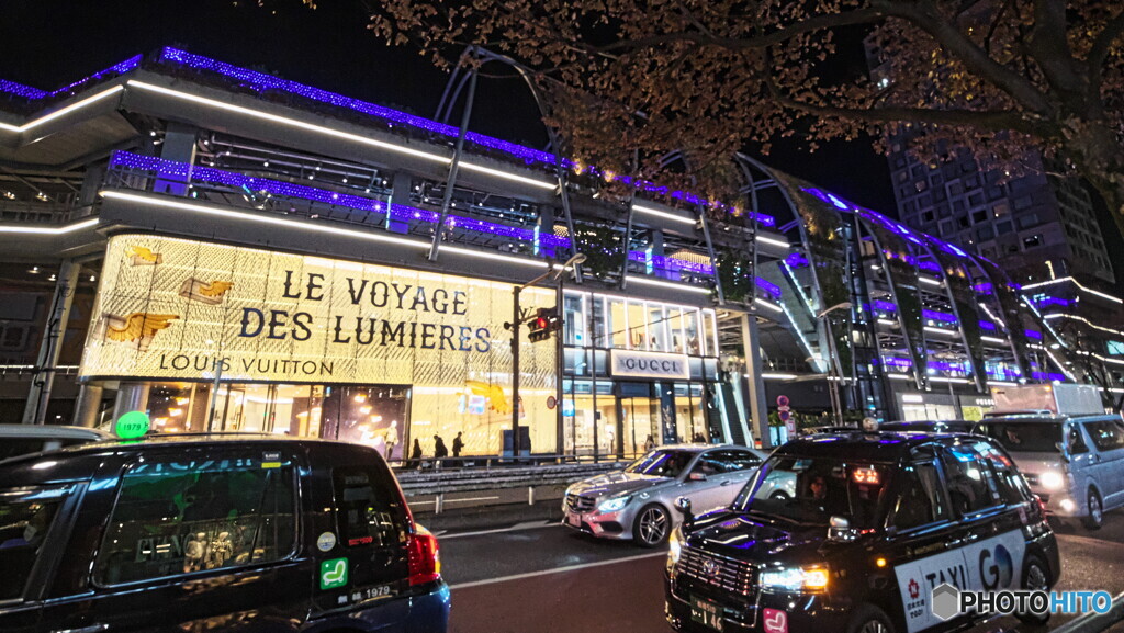 アルファベットが氾濫しています