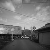 三輪山をしかも隠すか鉄道（てつ）だにも心あらなむ鉄道隠そうべしや