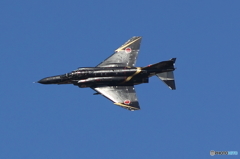 F4