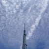 鉄塔と空