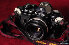 Nikon EM