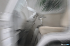 危ない！ぶつかるぅ～