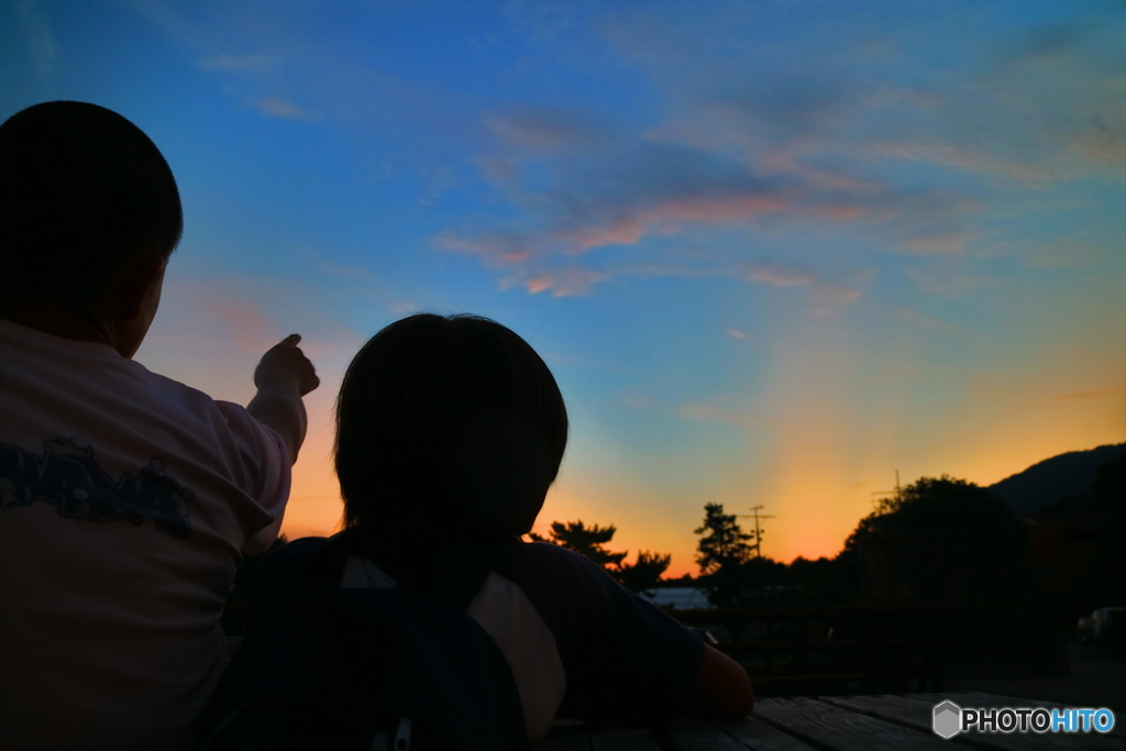 息子と夕日