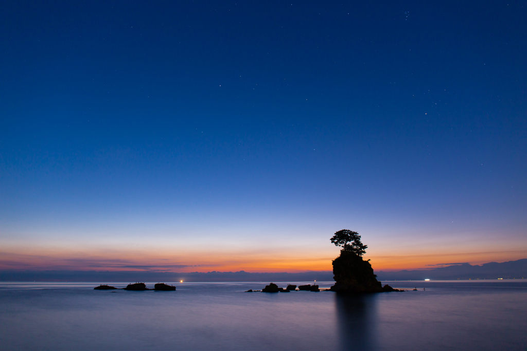 夜明け