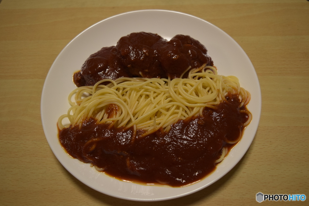 煮込みハンバーグスパ