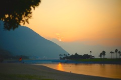 鶴見岳と田ノ浦ビーチ