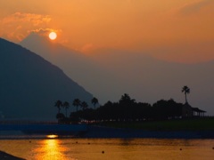 鶴見岳と田ノ浦ビーチ