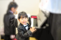 弾いてもいい？