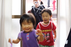 逃げろっ！