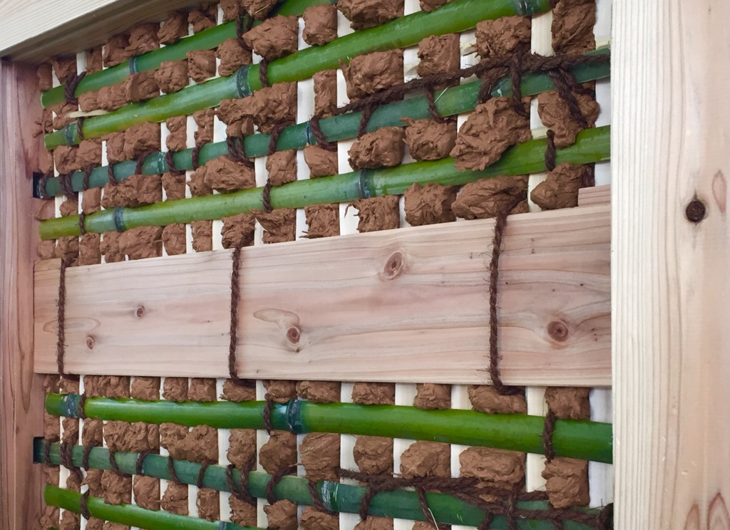 ぷりぷりの土！うにょ〜ん