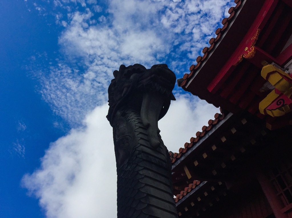 ずーっとここに立ってます、、、