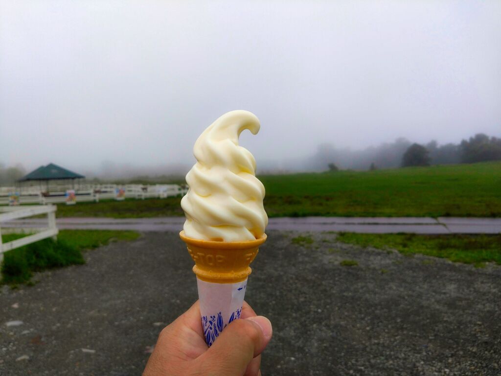 霧と垂れちゃうソフトクリーム