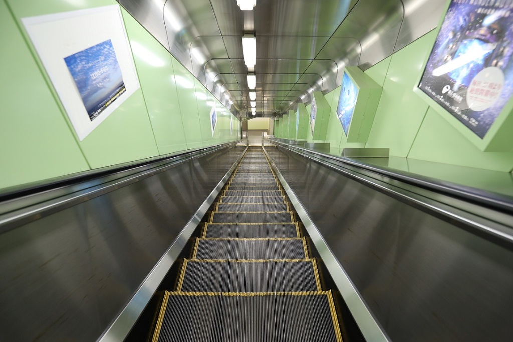 誰もいないじゃん！