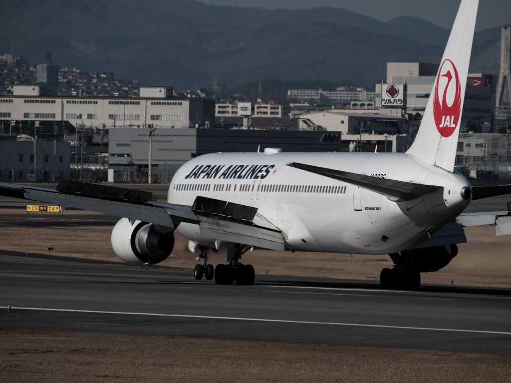 JAPAN AIRLINES-2
