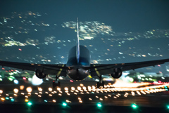 夜の到着便